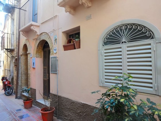 Finished, three bed town house in the old part of Lanciano
