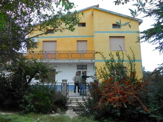 200sqm, detached house with garden and barn and fantastic views 1