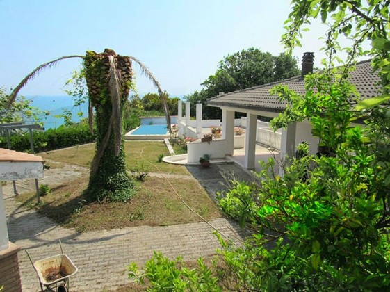 Exclusive Villa of 320sqm open, fantastic sea views