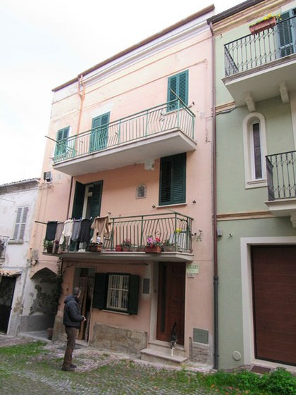 Lanciano, Abruzzo. 2 bedrooms. Duplex apartment in the historic center. 