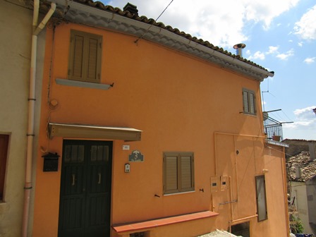 Historic, stone, recently renovated 2 bedroom town house in the historic centre of Casoli, with fantastic roof terrace 1