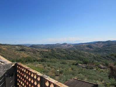 Stone structure, 3 bed, 110sqm, with garden and sun terrace and fantastic views, 30 mins to skiing 1